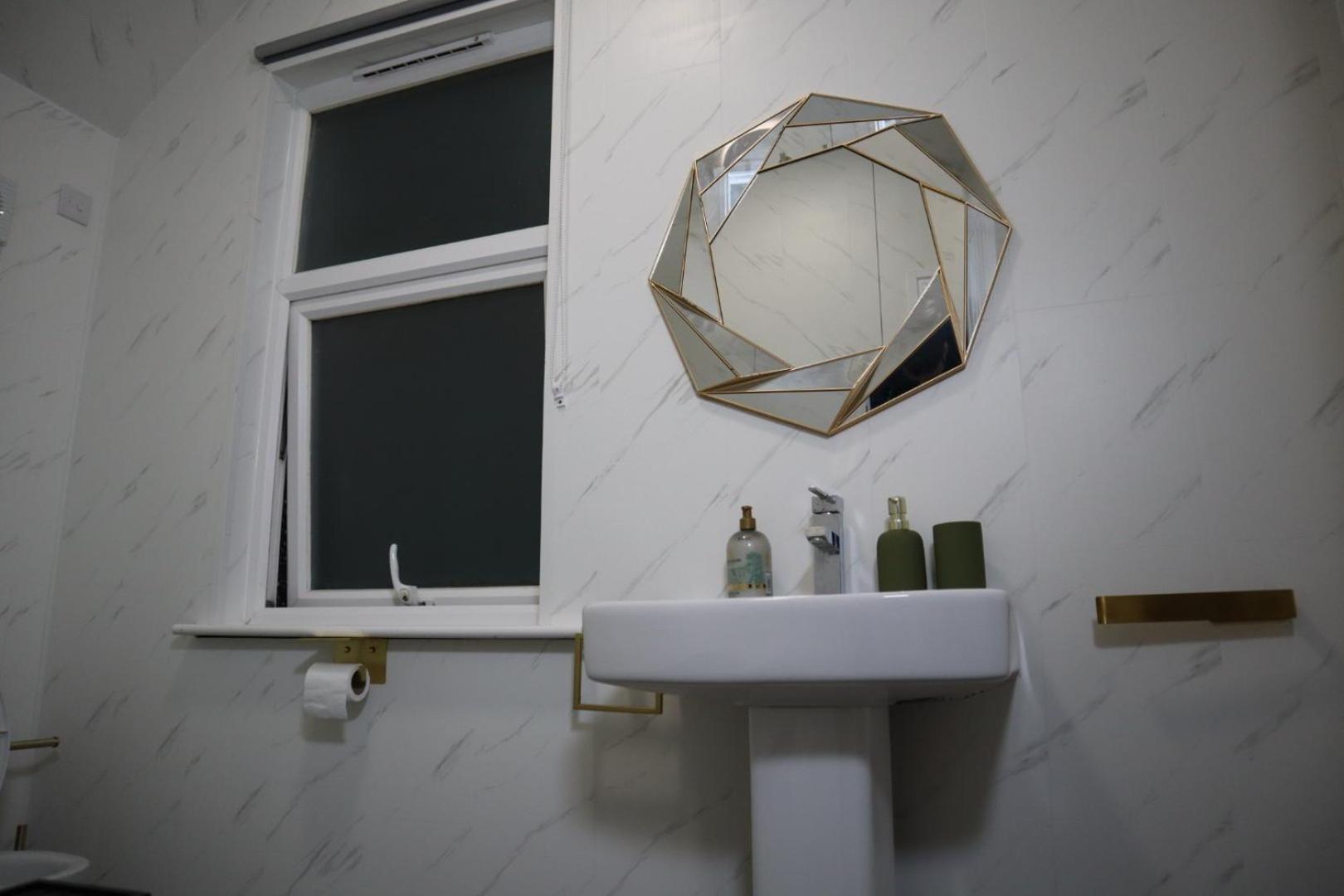 Luxury Urban Escape Near Nec Airport Hs2