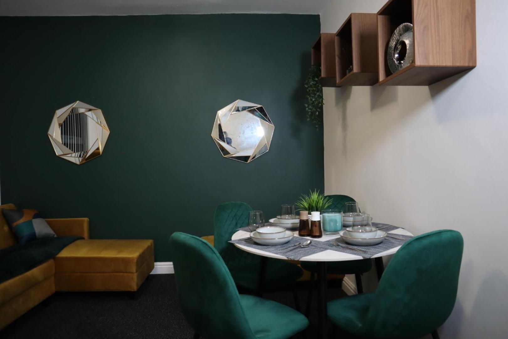Luxury Urban Escape Near Nec Airport Hs2 Apartment